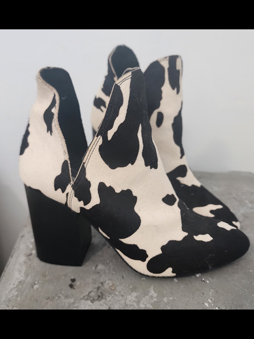 Steve Madden Black & Cream Cow-Print Block Heel Ankle Boots